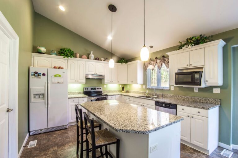 7 Classic Colors Suitable For Any Kitchen