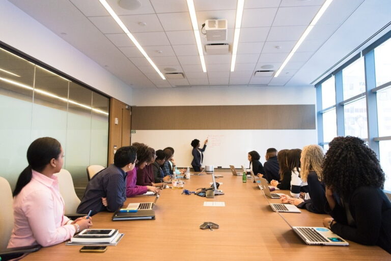 How To Keep Everyone Engaged During Business Meetings?