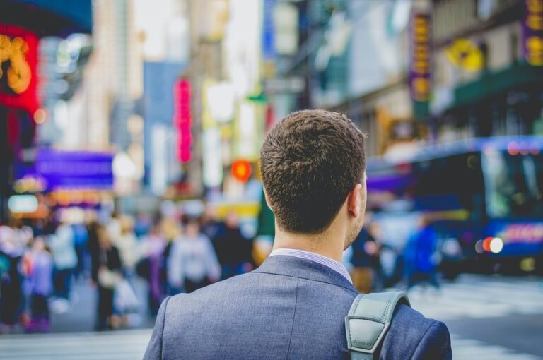 3 Industries That Will Always Make You Money if You Have Experience