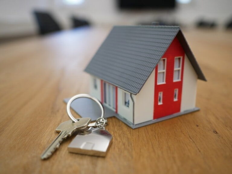 Financial Checklist Before Buying A Property In The Uk