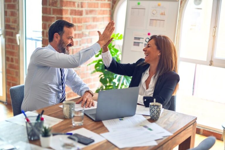 3 Smart Business Moves That Will Make Your Small Business Earn More Money