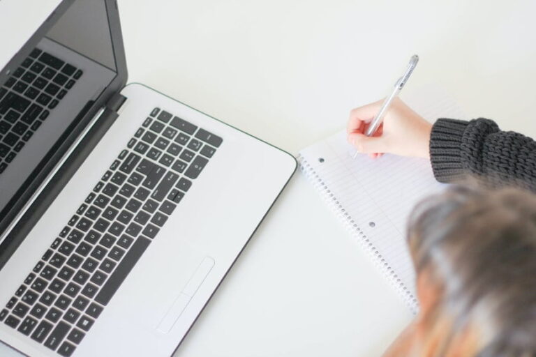 Is It Useful To Do Online Business Courses?