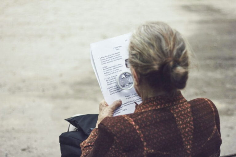 How A Private Investigator in Vancouver Help With Cheating Spouses