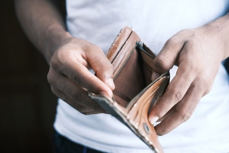 How to Reduce Debts While Growing Your Business?