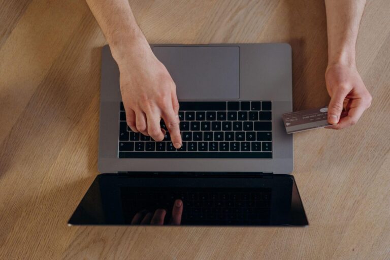 Five+ Tips To Increase Your Organic Reach Without the Help Of Follower Bots