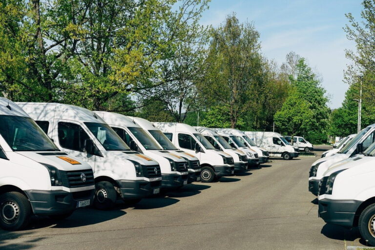 How ELD Devices Help Fleet Managers in Improving Efficiency?
