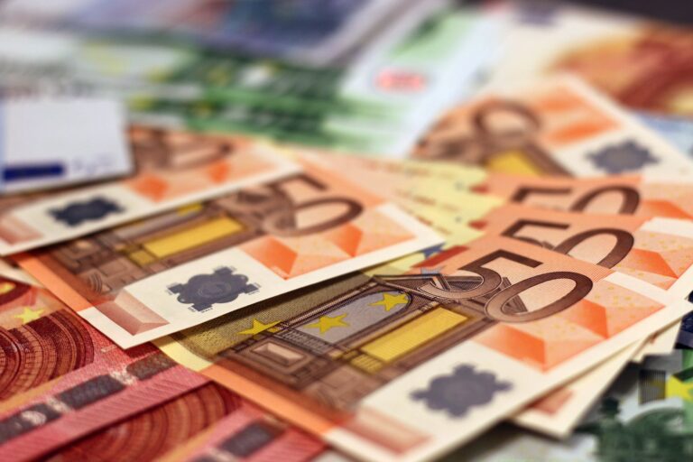 4 Advantages of Small Business Loans You Might Not Know About