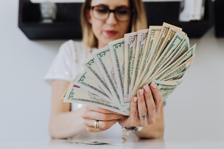 What Does Passive Income Mean, and How Do You Get It?