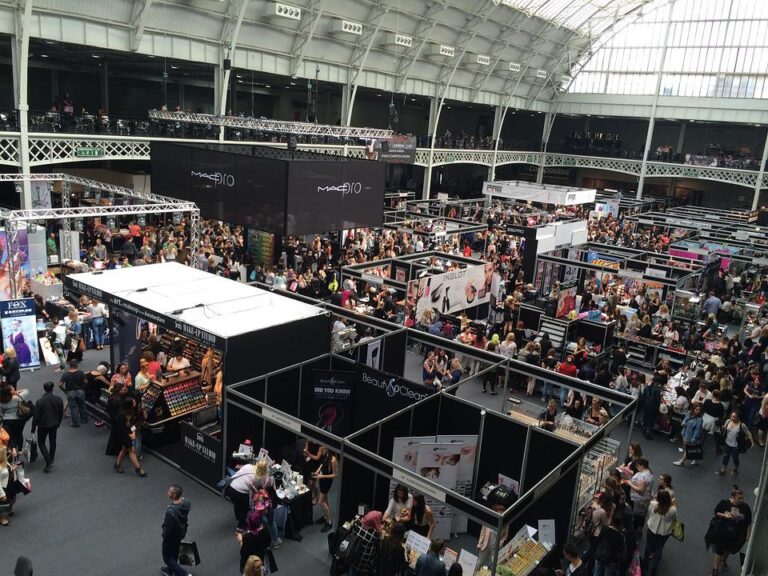 Planning For Your Next Trade Show – What Are The Essentials?