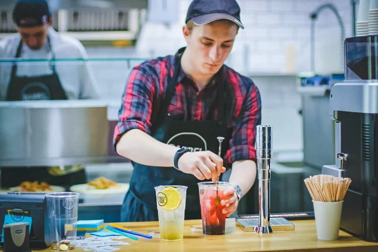 5 Tips to Help You Start a Catering Business in 2022