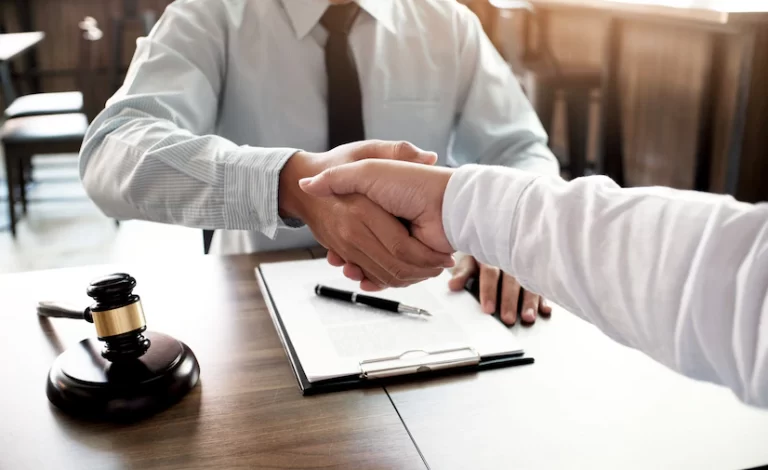 Don’t Let The Car Accident Ruin Your Life, Hire An Experienced Lawyer