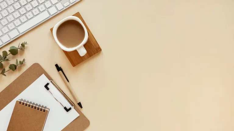 6 Tips For A Minimalist Desk Setup That Inspires Productivity