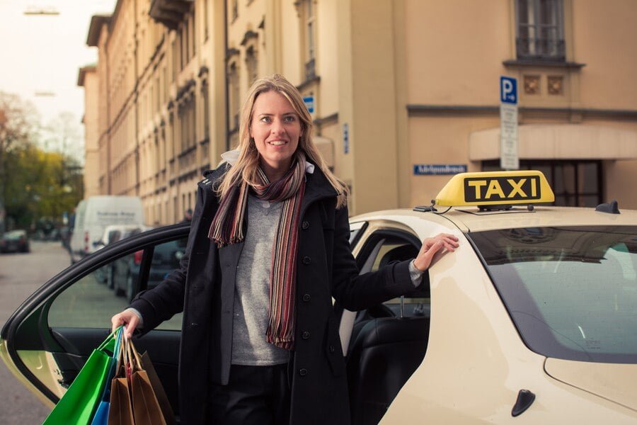 How Easy Is It To Start A Taxi Business?