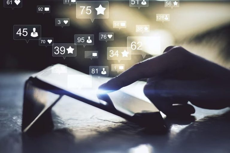 4 Advantages Of Buying Social Media Followers Online