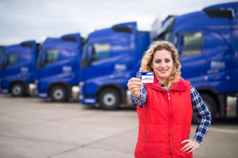 8 Benefits Of Using Fuel Cards For Your Trucking Company