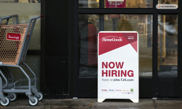Weekly Us Applications For The Jobless Benefits Fall To Its Lowest In 5 Months