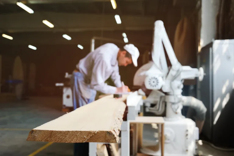 Tips For Servicing Your Woodworking Machinery
