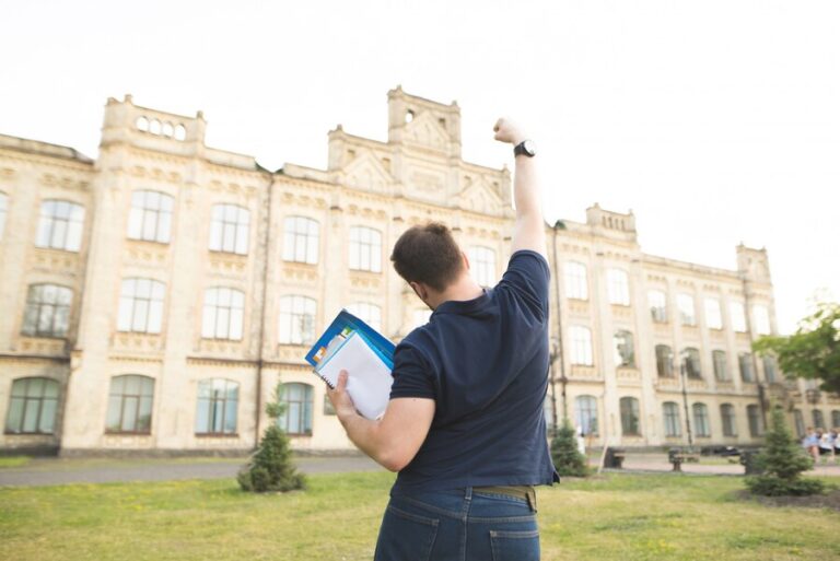 Proven Strategies For Securing A Spot In Top MBA Universities In Australia