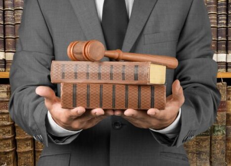Secrets Do Pro Lawyers Use To Win Tough Cases