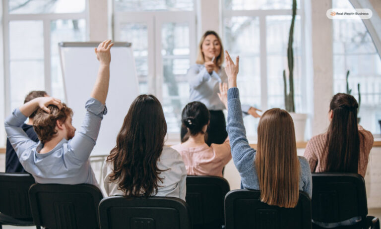 How To Become A Public Relations Specialist? – Steps To Follow