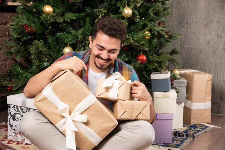 Best Christmas Gift Experience Ideas: London West End Theatre Show for 2