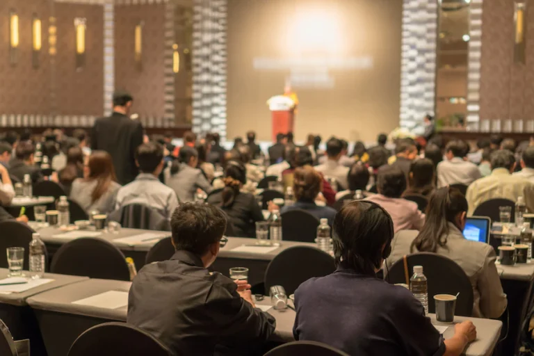 How Franchise Expos Help You Find The Perfect Business Opportunities?