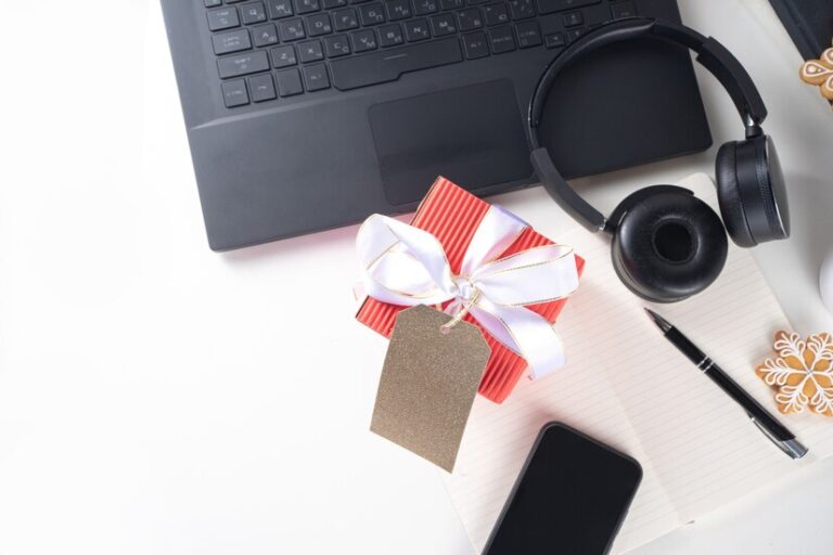 The Ultimate Guide To Corporate Giveaways: Elevate Your Brand