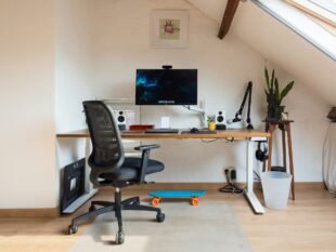 How A Good Chair Can Transform Your Home Office  