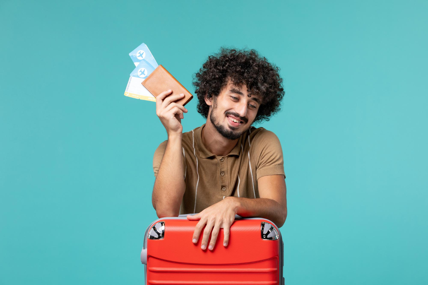 Smart Ways to Carry Cash While Traveling